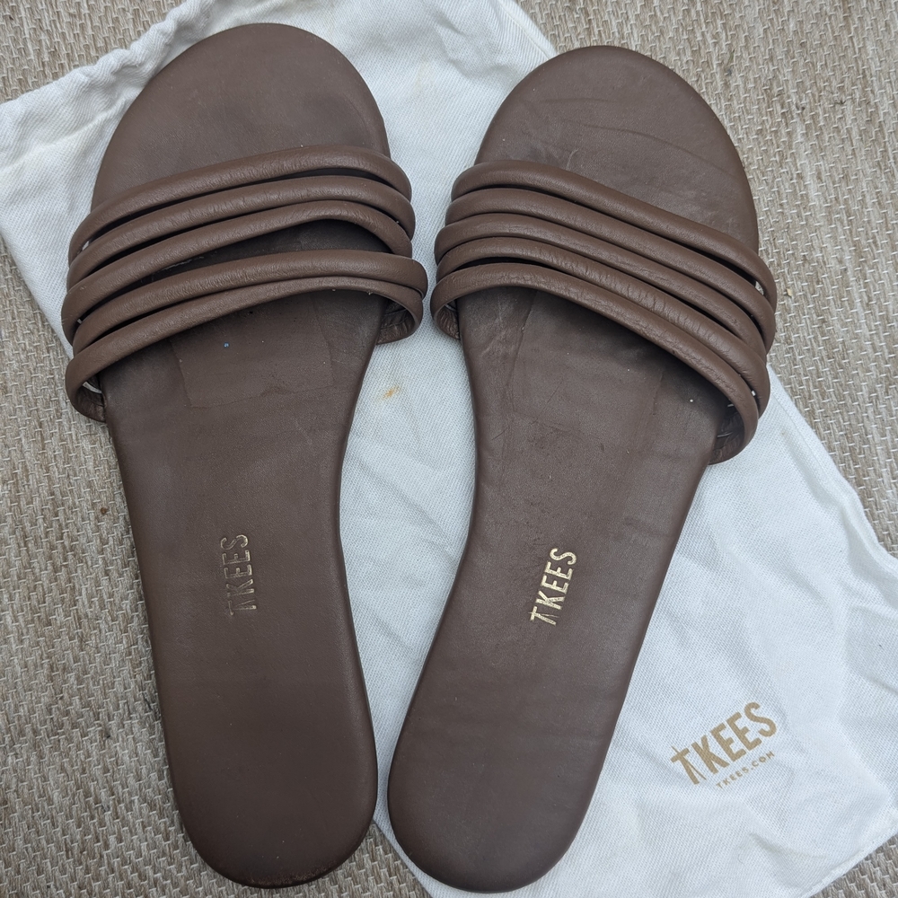 TKEES Brown Minimalist Sandals for Casual Wear - Picture 3 of 5